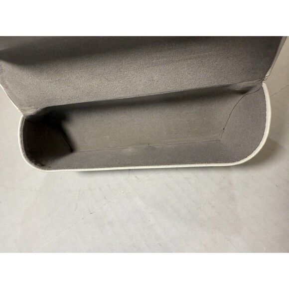 Michael Kors MK Cream White Sunglasses Case Shell Large, Pouch & Cleaning Cloth - Picture 12 of 12